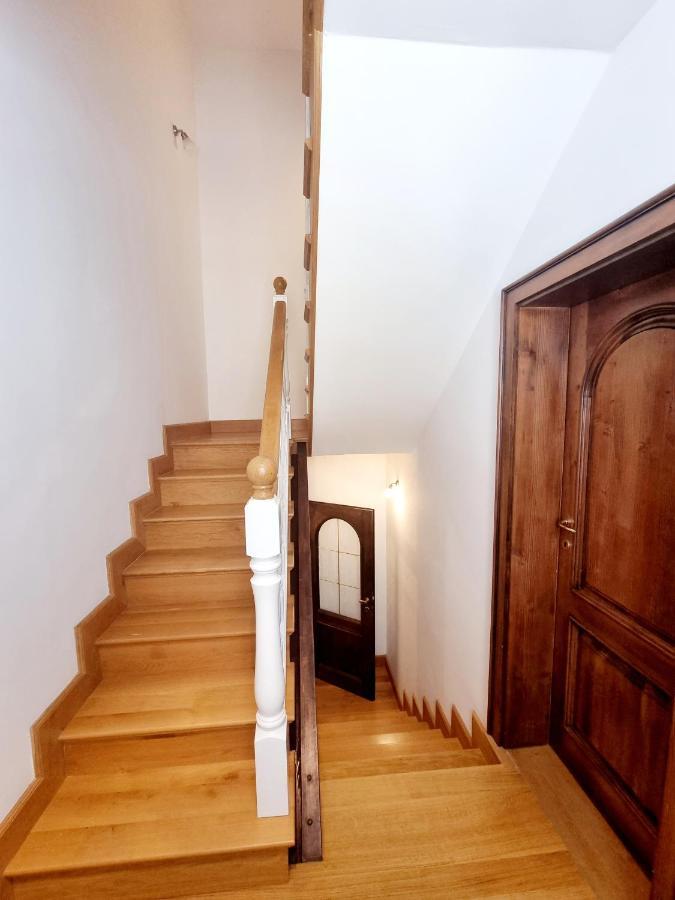 Dream Apartments ไพราน ภายนอก รูปภาพ