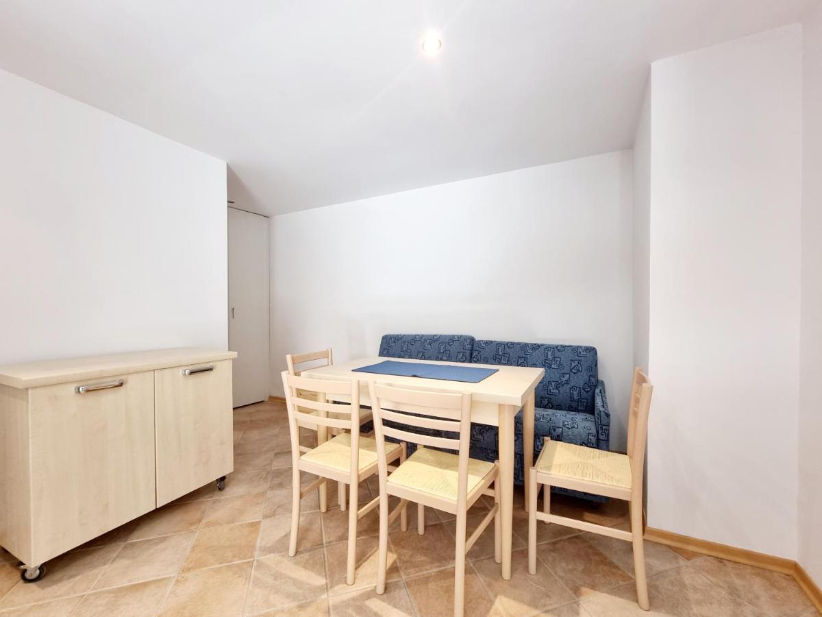Dream Apartments ไพราน ภายนอก รูปภาพ